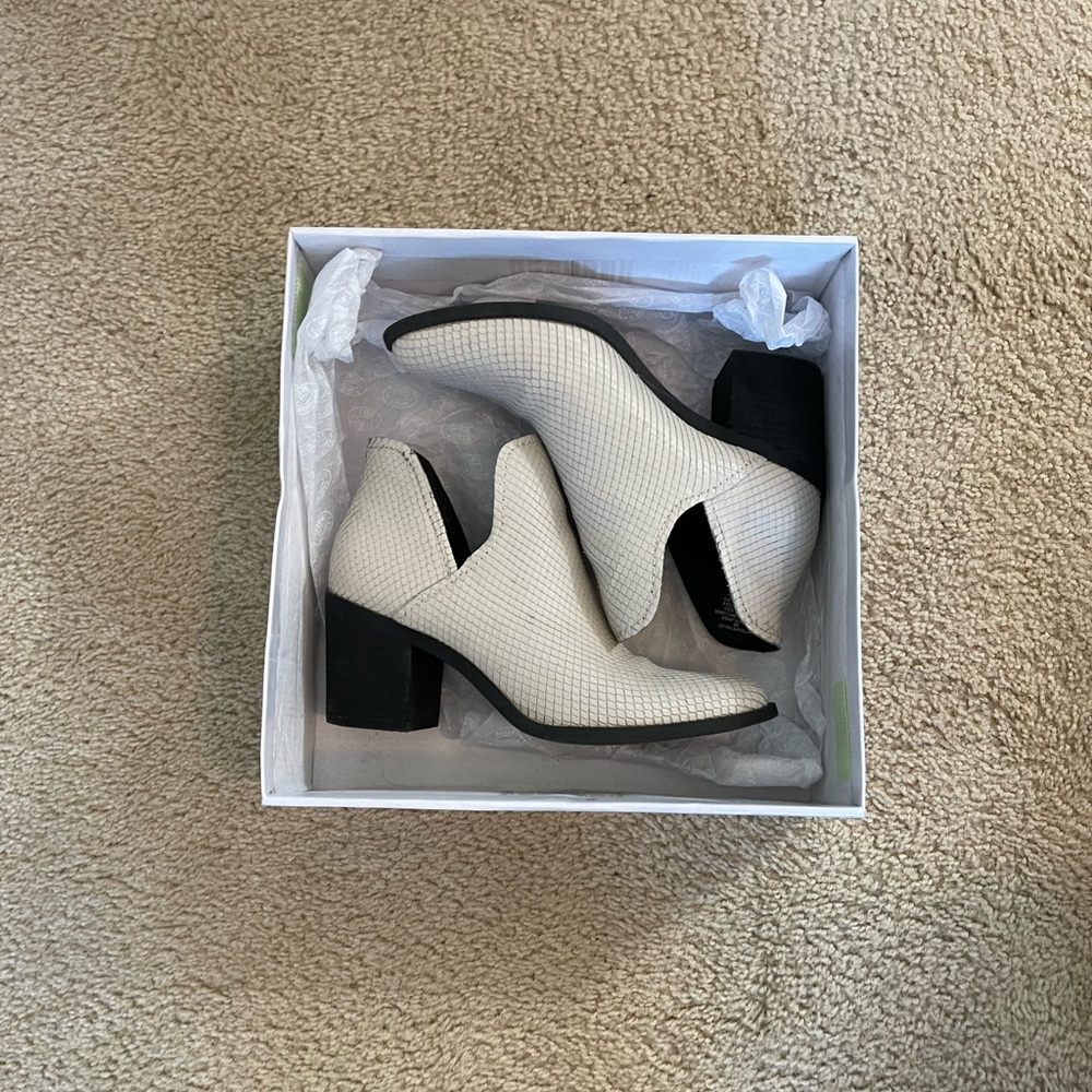 Steve Madden snake skin booties
